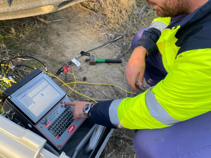 , Έ&rho;&epsilon;&upsilon;&nu;&alpha; &gamma;&epsilon;&omega;&theta;&epsilon;&rho;&mu;&iota;&kappa;ώ&nu; &pi;&epsilon;&delta;ί&omega;&nu; &sigma;&tau;&omicron; &Nu;ό&tau;&iota;&omicron; &Epsilon;&rho;ά&sigma;&mu;&iota;&omicron; &tau;&eta;&sigmaf; &beta;&omicron;&rho;&epsilon;ί&omicron;&upsilon; &Epsilon;&lambda;&lambda;ά&delta;&omicron;&sigmaf;